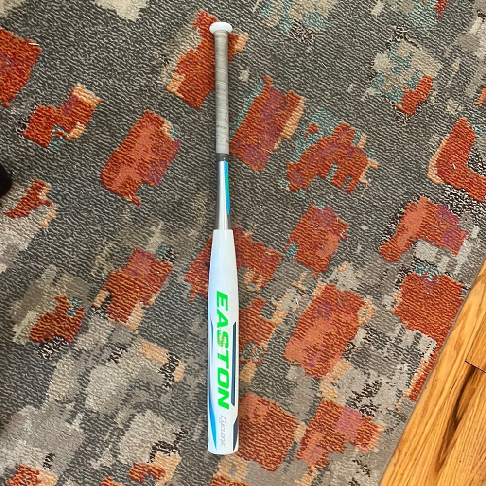 Easton Cyclone